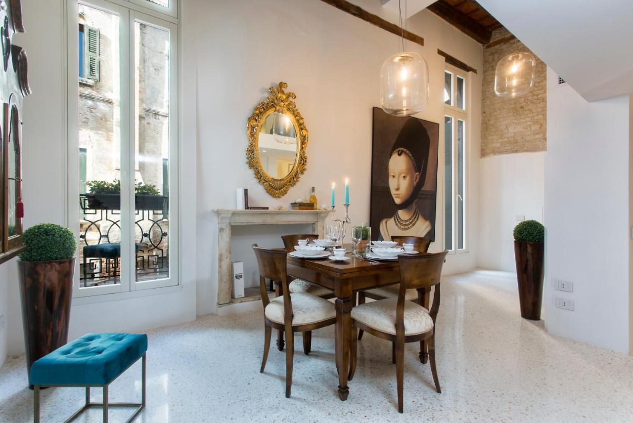 Italiahaus - Ca' Olivo Loft With Canal View In Rialto Venice Apartment Exterior photo