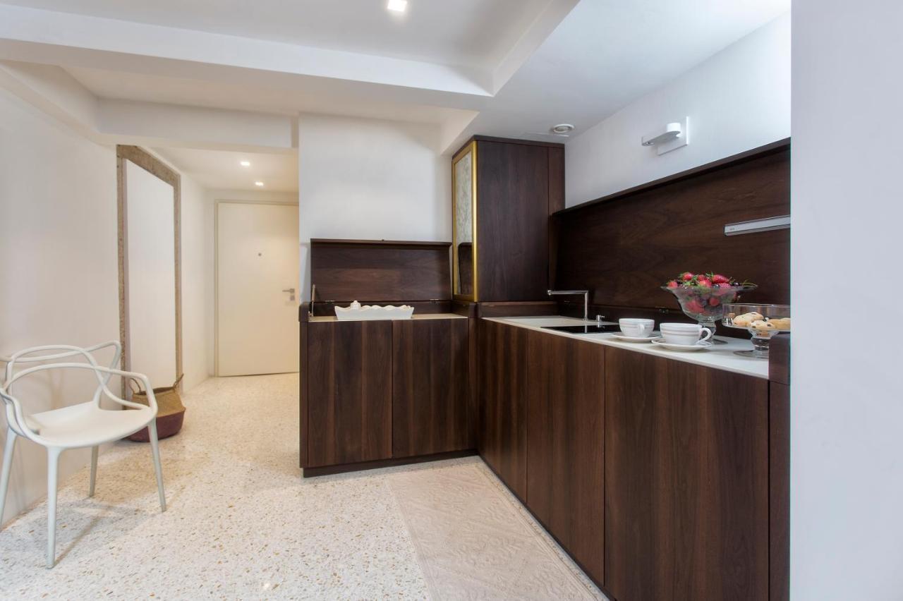 Italiahaus - Ca' Olivo Loft With Canal View In Rialto Venice Apartment Exterior photo